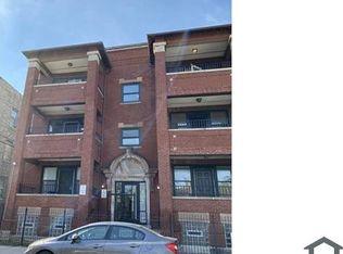 113 E 57th St #2, Chicago, IL 60637