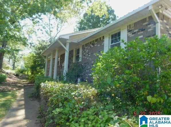 7621 Lakeshore Dr, Mc Calla, AL 35111