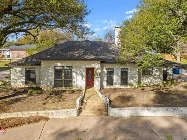 1208 Westwood Dr, Henderson, TX 75654