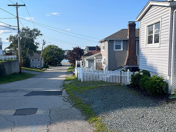 3rd image of 103 Birchbrow Ave