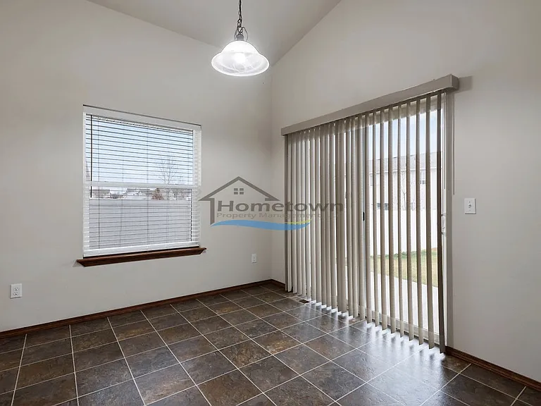 7346 N Carrington Ln #1 — Photo 11
