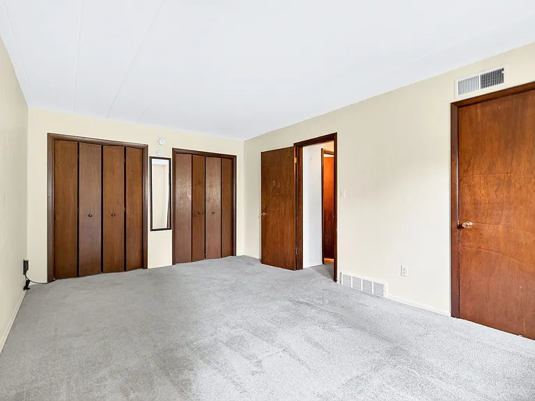 301 Bigham St #7 — Photo 8