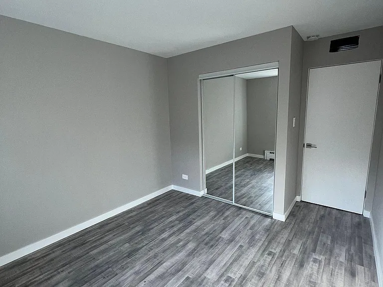 124 Douglas Ave #4 — Photo 6