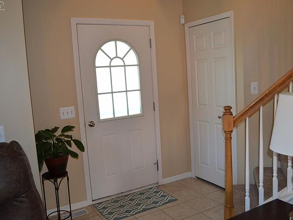 5th image of 7484 Geraldine Dr