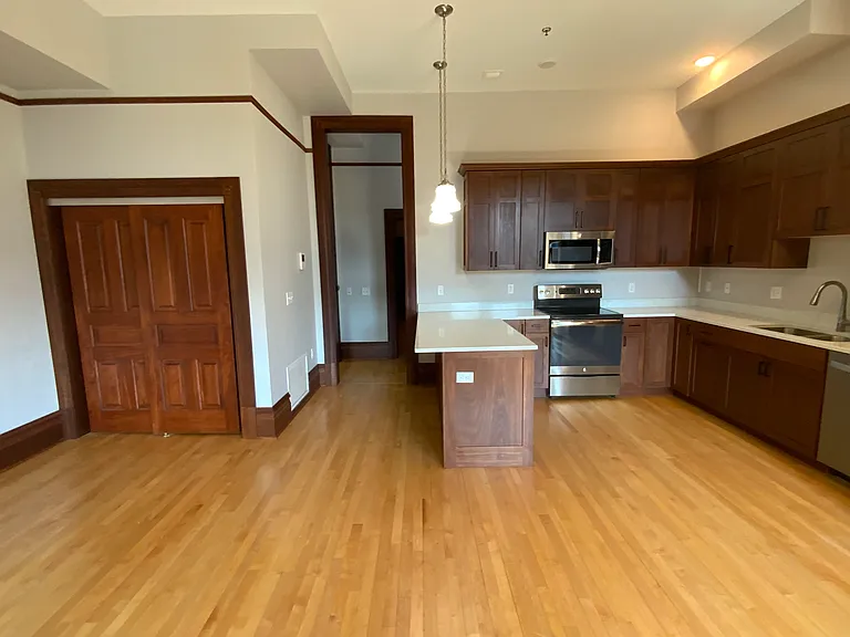 1202 Tower Ave — Photo 94