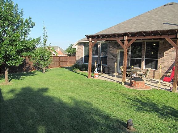 4th image of 2309 Mallory Dr