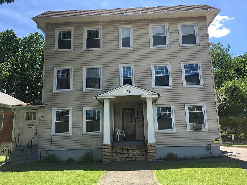 310 E Main St #2C
