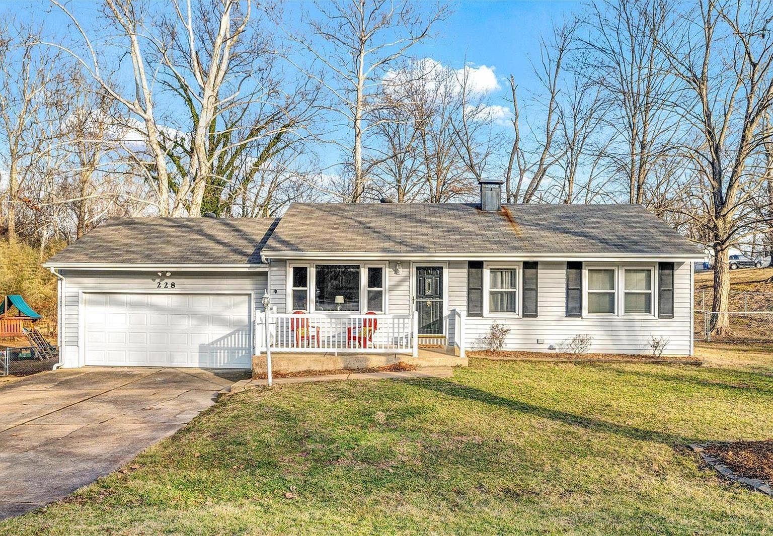 228 Ramsey Ln, Ballwin, MO 63021 | Zillow