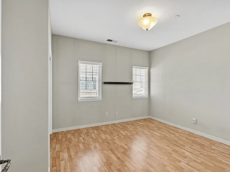 225 Valley Oak Drive — Photo 13