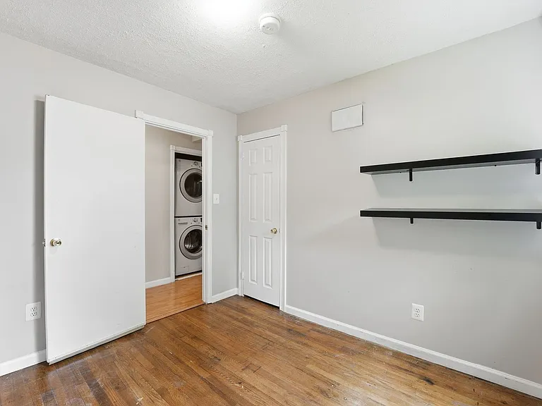 7605 Fisher Dr — Photo 21