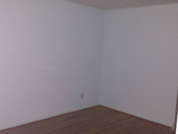 2nd image of 604 Bethune Dr