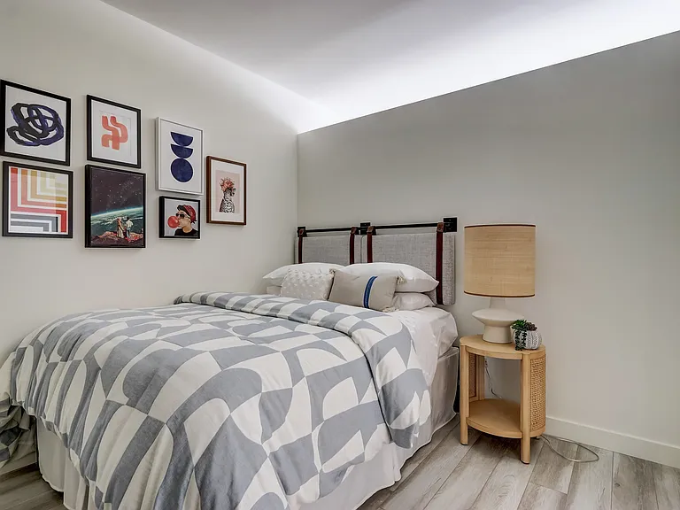 Comfort and Classic Style