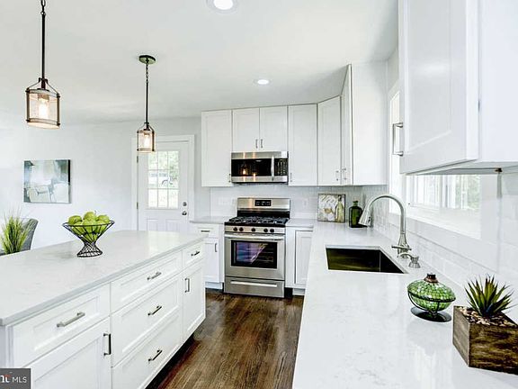 5th image of 4032 Taney Ave
