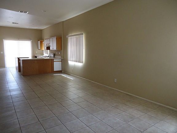 5th image of 2052 Jesse Scott St