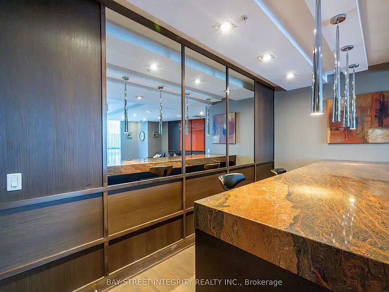5740 Yonge St #1510 — Photo 21