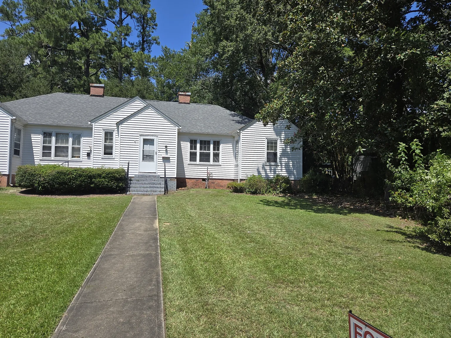 605 Rhodes Avenue - 1 — Photo 1
