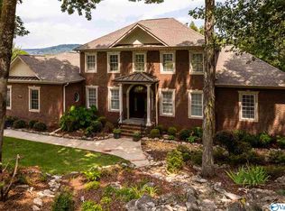 4523 Colewood Cir SE, Huntsville, AL 35802