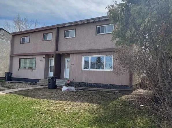 9523 N 89th Ave, Peace River, AB T8S 1G7