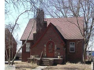 919 Durant St, Lansing, MI 48915