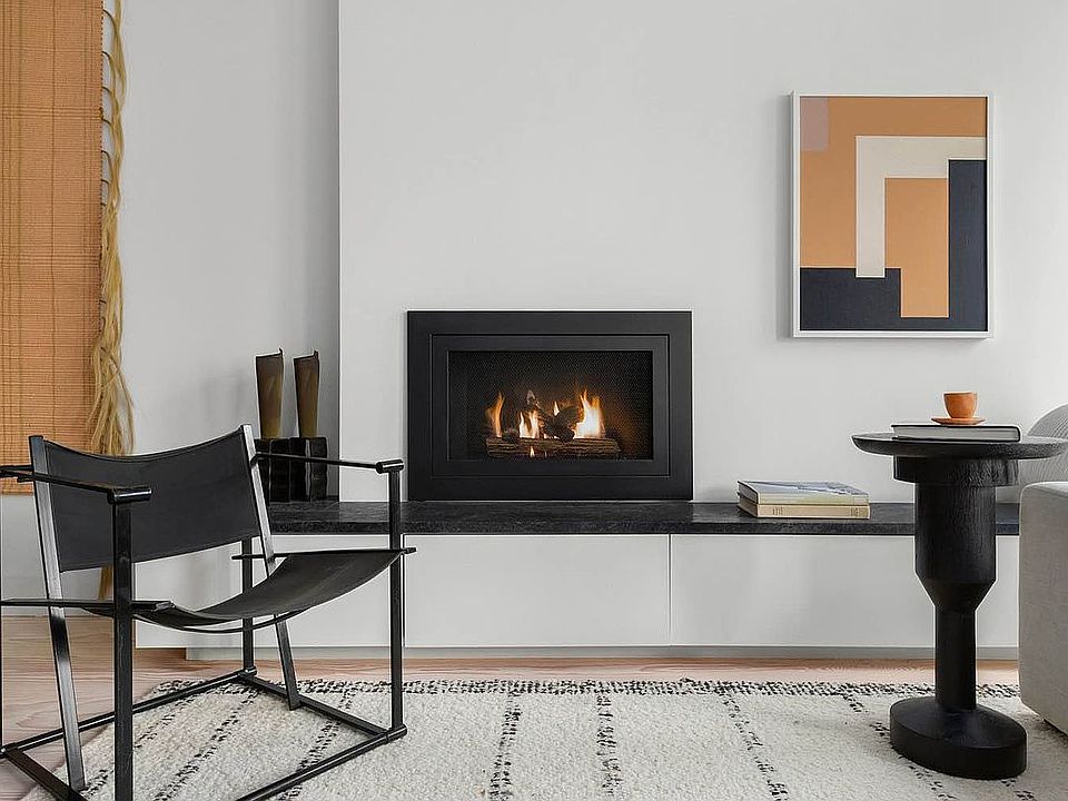 1st image of 470 2nd St APT 2