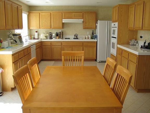 5th image of 743 Hillsboro Way