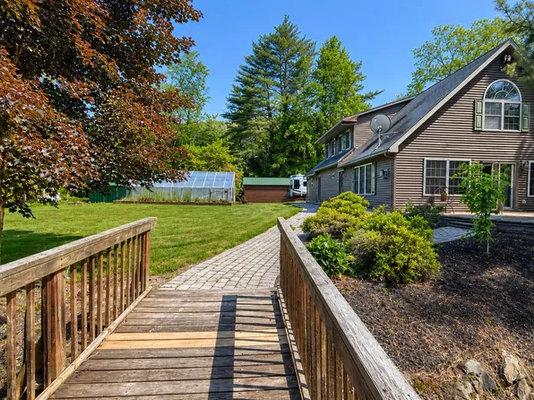 1009 1st Fork Rd, Jersey Shore, PA 17740