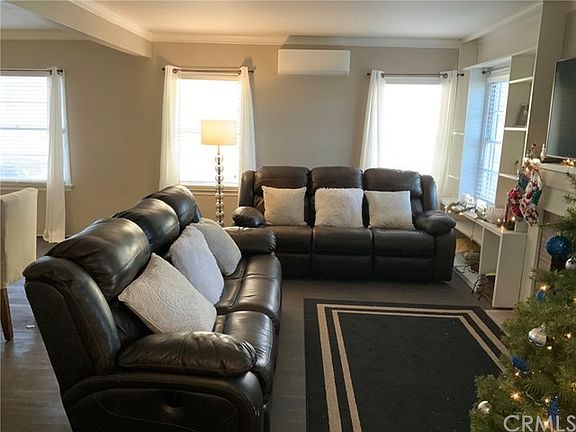 2nd image of 2780 N G St