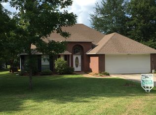 806 Azalea Dr, Philadelphia, MS 39350