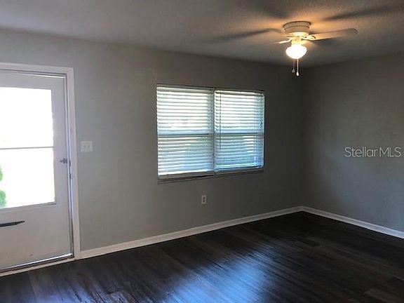 3rd image of 4055 Jenny Dr