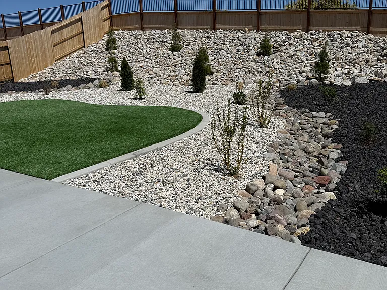 461 Solaris Ln — Photo 2