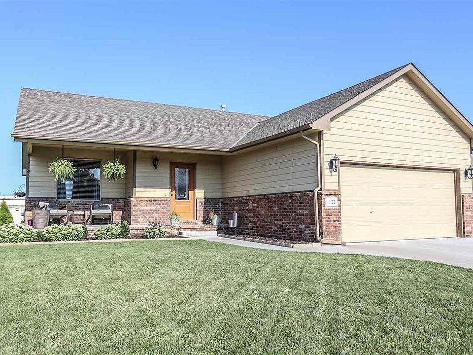 1st image of 122 W Harmony Cir