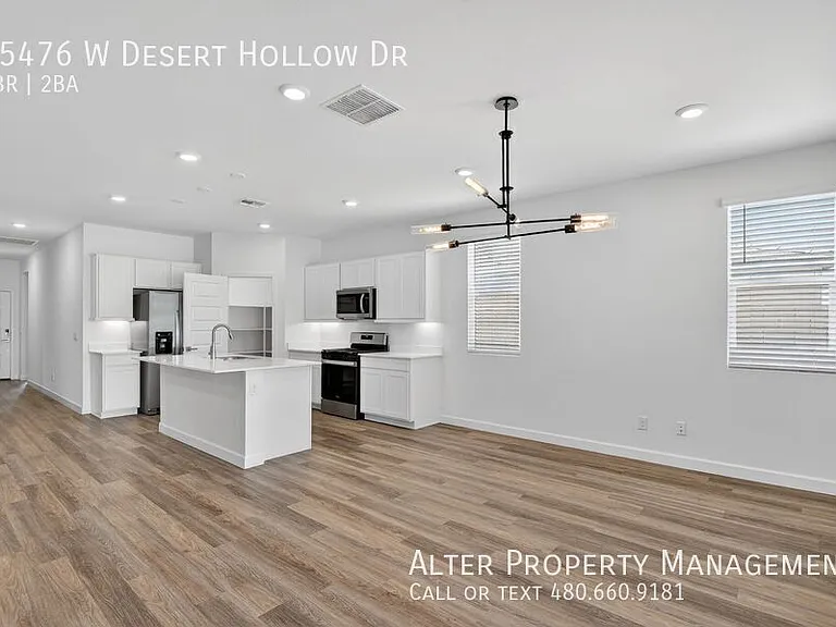 15476 W Desert Hollow Dr — Photo 15