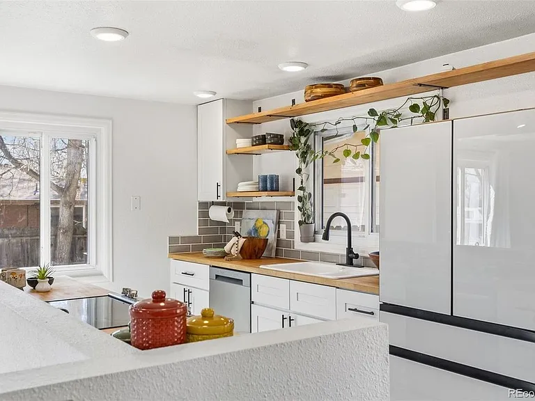 9585 W 53rd Pl — Photo 15