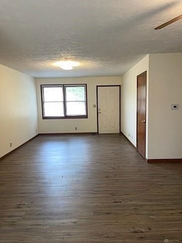 1st image of 1300 Urban Ave #1302