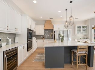 18 Eisenhower Ln, Coto De Caza, CA 92679