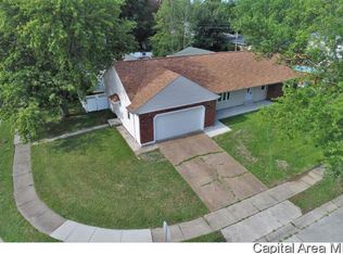 46 Shelly Dr, Springfield, IL 62702