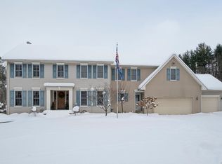 9247 S Hill Rd, Boston, NY 14025