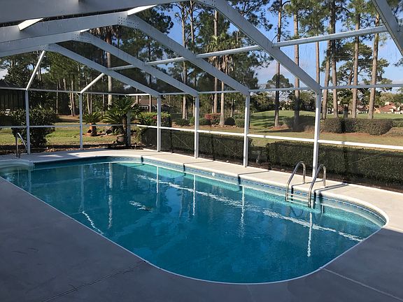Gorgeous pool area!