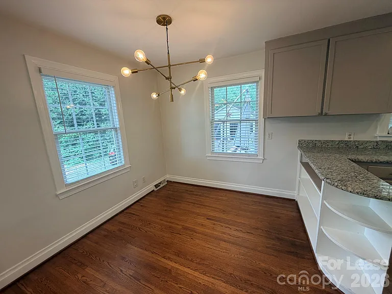 1411 Richland Dr — Photo 9