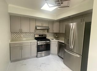 705 Hollywood Ave FLOOR 2, Bronx, NY