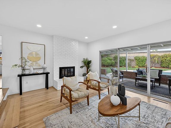 4th image of 1377 Dentwood Dr