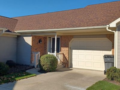 1405-2 Pembroke Cir, Goshen, IN, 46526