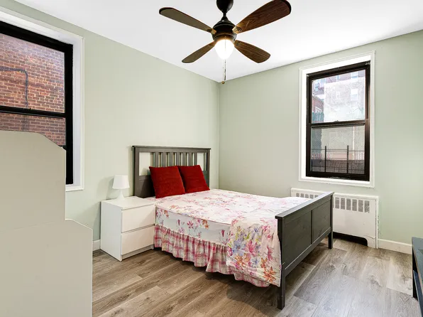 96-09 67th Avenue image 17 of 24