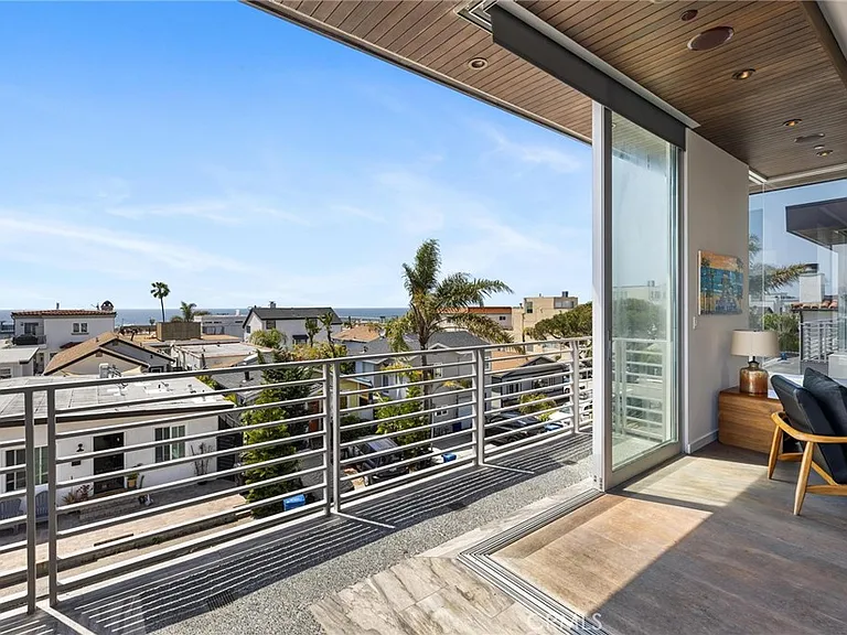 726 Loma Dr — Photo 24