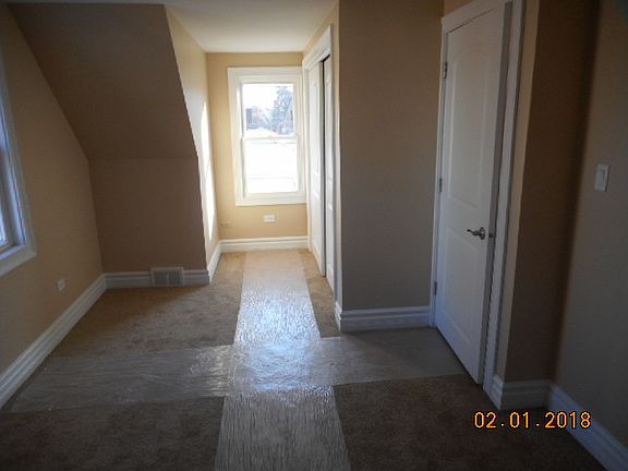 4th image of 2801 Hawthorne St