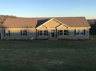 930 Sycamore Dr, Ripley, WV 25271