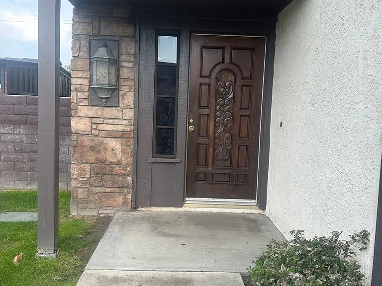 14430 Pickwick Ln — Photo 9
