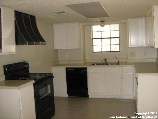 3rd image of 14415 Allwood Dr