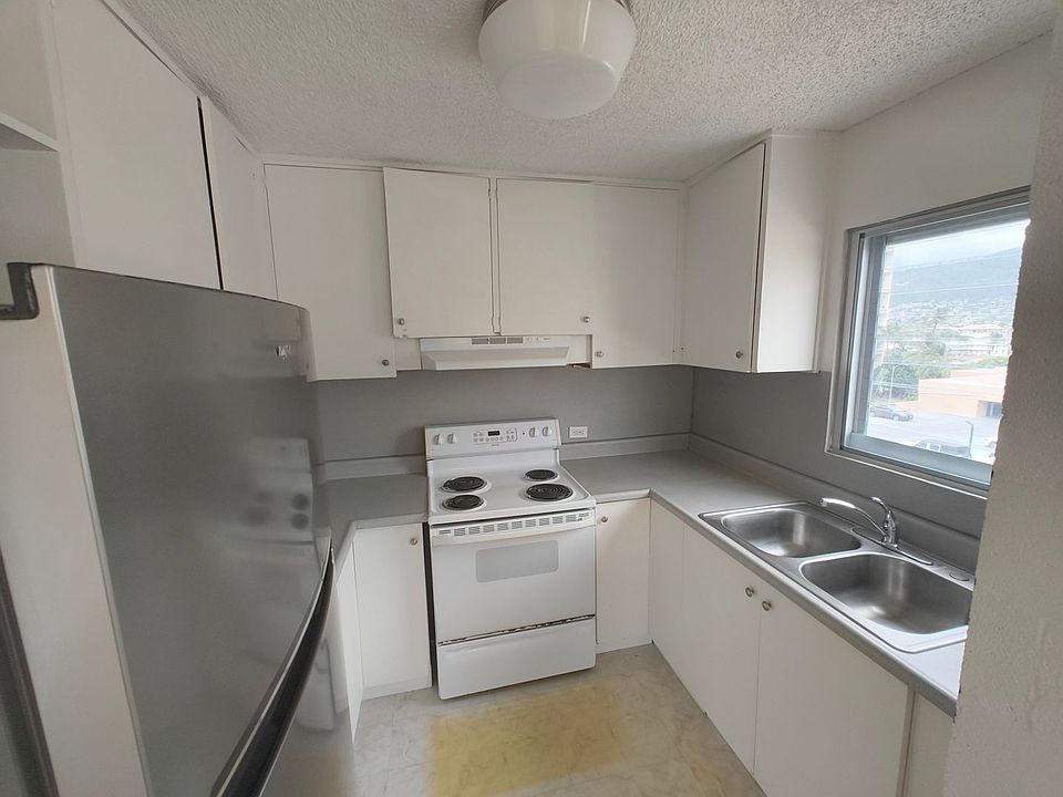 1st image of 509 University Ave APT 708