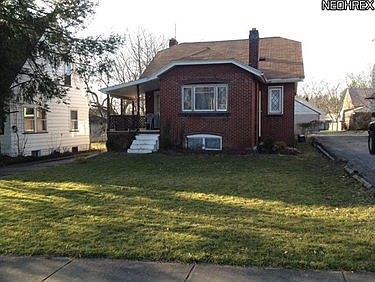 1st image of 914 Lanterman Ave